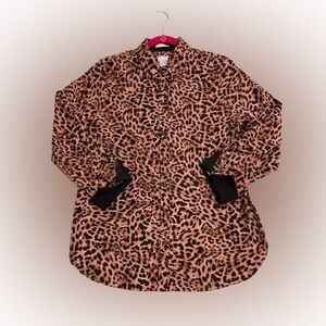 Chico's Animal Print Shirt with Black Accents Sz 1